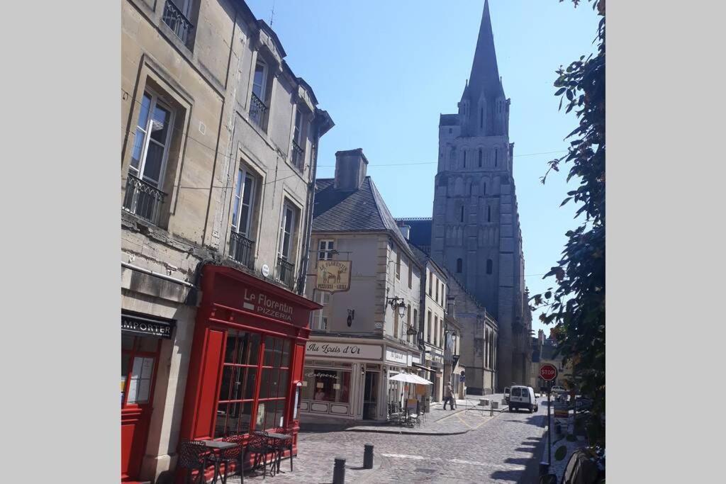 Au Coeur Du Vieux Bayeux, Logement De Charme Διαμέρισμα Εξωτερικό φωτογραφία