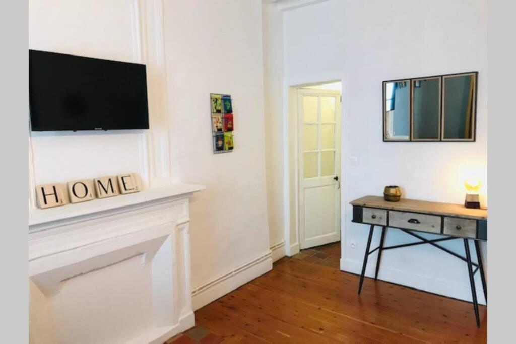 Au Coeur Du Vieux Bayeux, Logement De Charme Διαμέρισμα Εξωτερικό φωτογραφία